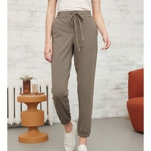 RW & Co jogger pants